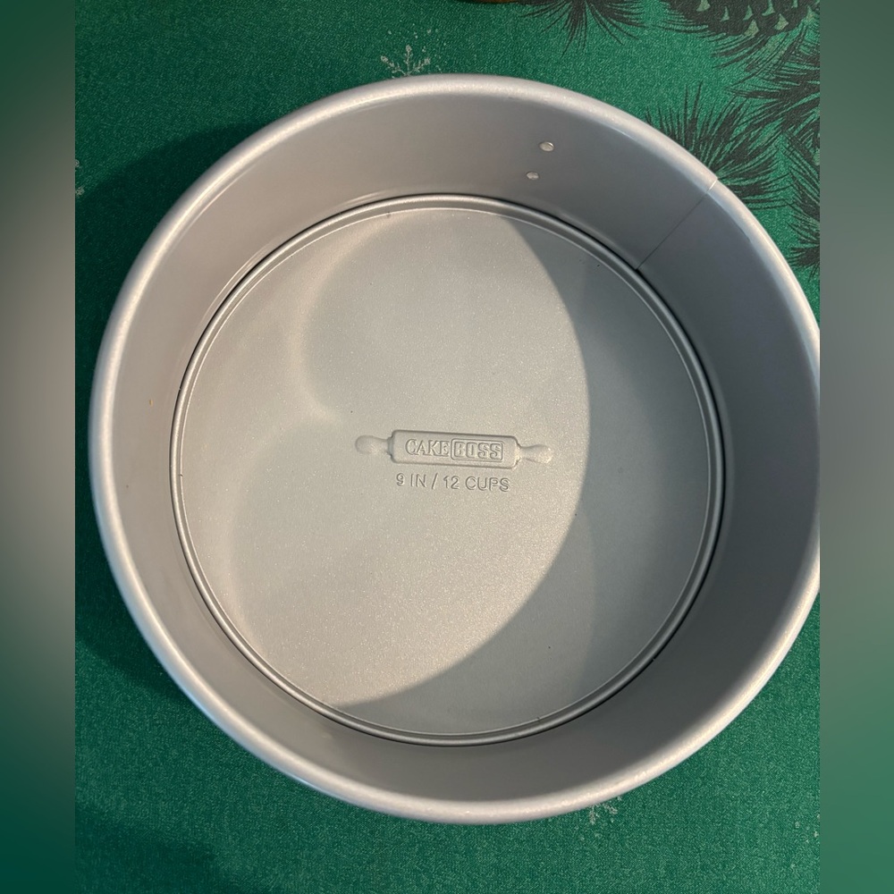 CAKE BOSS 9” SPRINGFORM PAN